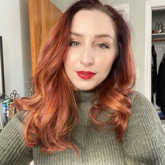 Profile Picture of Phyllis Maierle (@plynnm) on Poshmark