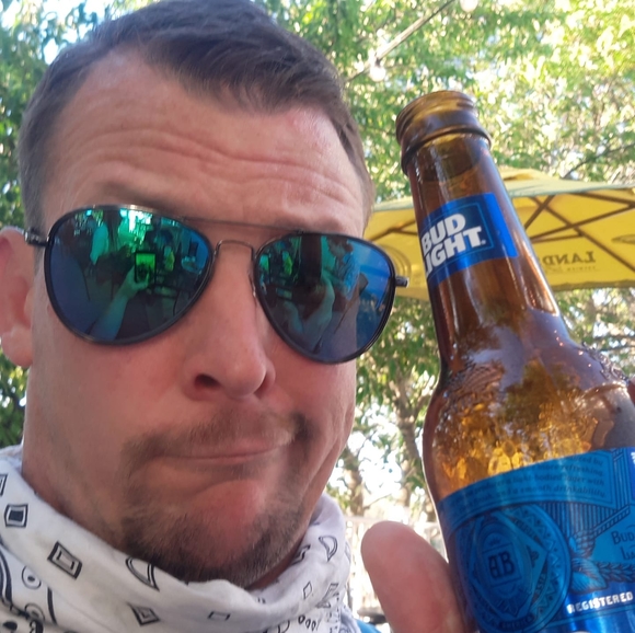Profile Picture of Andy Eagley (@andreweagley) on Poshmark
