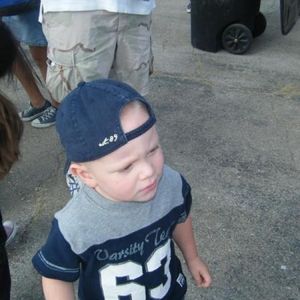 Profile Picture of Derek Pollard (@prune_79) on Myspace