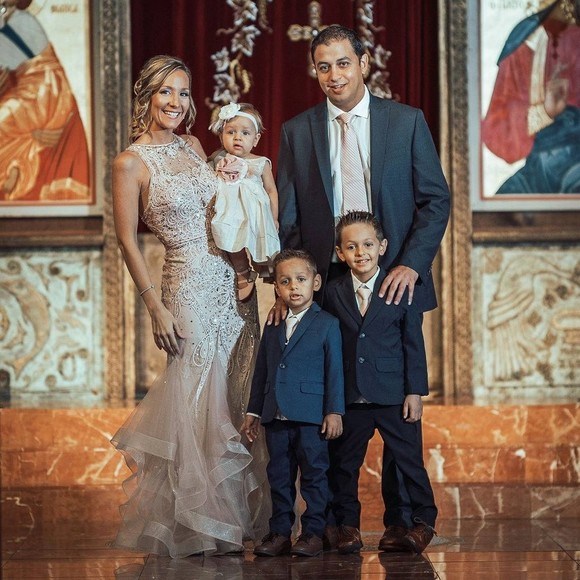 Profile Picture of Afrodite Sourias patounas (@souriasa) on Poshmark