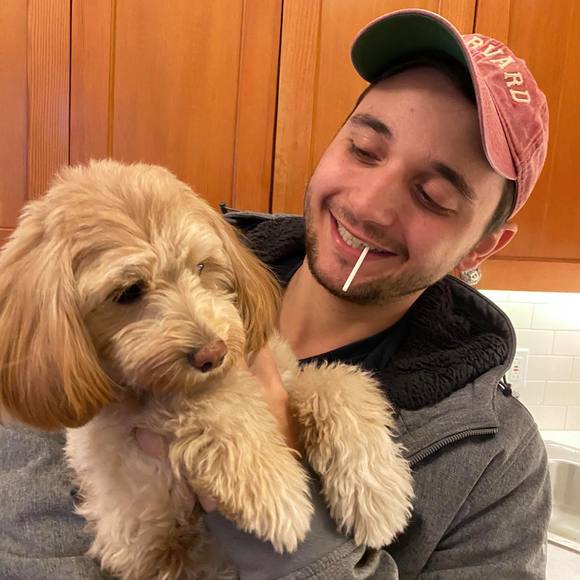 Profile Picture of Yakov Stern (@stormsacoming) on Poshmark