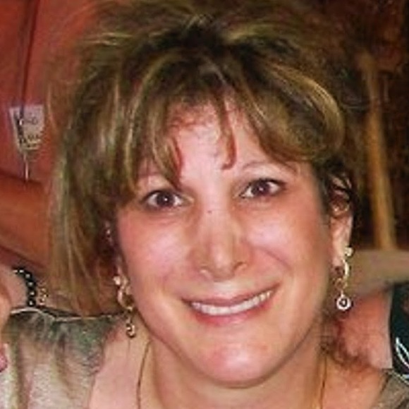 Profile Picture of Kimberly Brier (@pkbrier) on Poshmark