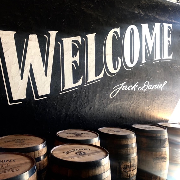 Profile Picture of Yaniv Shachi (@yshachi88) on Poshmark