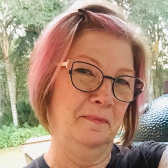 Profile Picture of Janet Turner (@janut926) on Poshmark