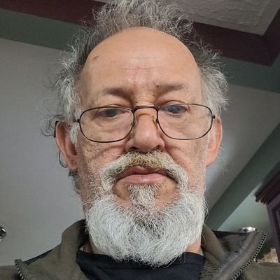 Profile Picture of Edgardo Arevalo (@EdgardoAreval18) on Twitter