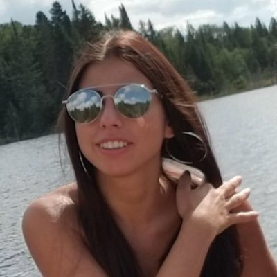 Profile Picture of Alexandra Moseson Twitter