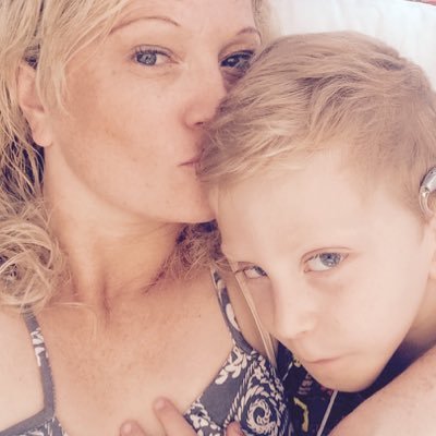 Profile Picture of Sharon Connelly (@scsharonhome) on Twitter