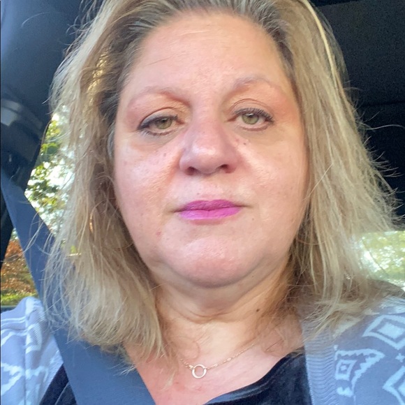 Profile Picture of Irene Kourpas (@kakouriotis2) on Poshmark