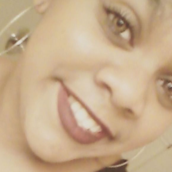 Profile Picture of Kelsey Mackey (@unique_kaaaay) on Poshmark