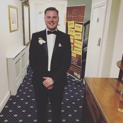 Profile Picture of Scott Whitfield⚒ (@hammers1987) on Twitter
