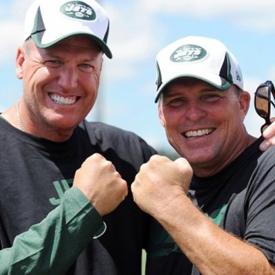 Profile Picture of Jeff Weeks (@CoachWeeksJSU) on Twitter