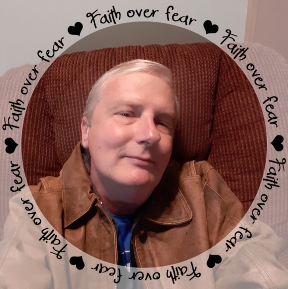 Profile Picture of Paul Rogge (@roggepaul40) on Poshmark