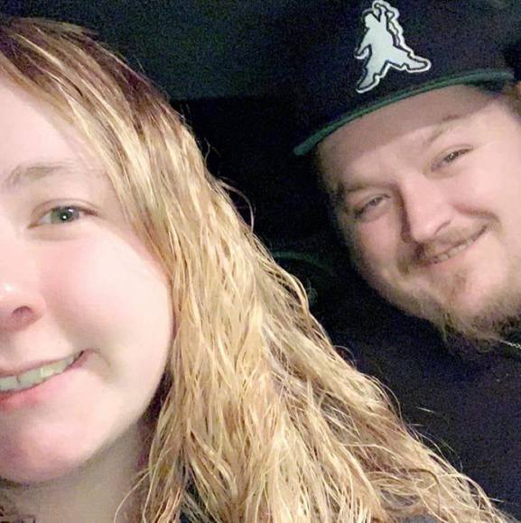 Ryan Whitt - Poshmark Profile Picture of Ryan Whitt (@countrymofo93) on Poshmark