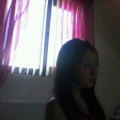 Profile Picture of Bethany Moon (@bethany_moon) on Twitter