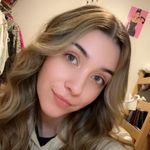 Profile Picture of Ariel Clemens (@ariel_clemens) on Instagram