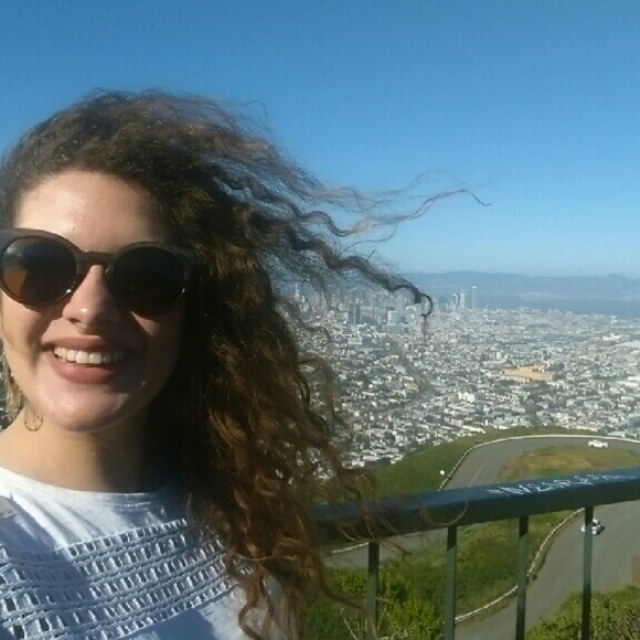 Profile Picture of Maria Vasilj (@mariavasilj) on Poshmark