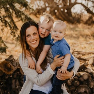 Profile Picture of Lindsay Johnson (@FE_LindsayJohns) on Twitter