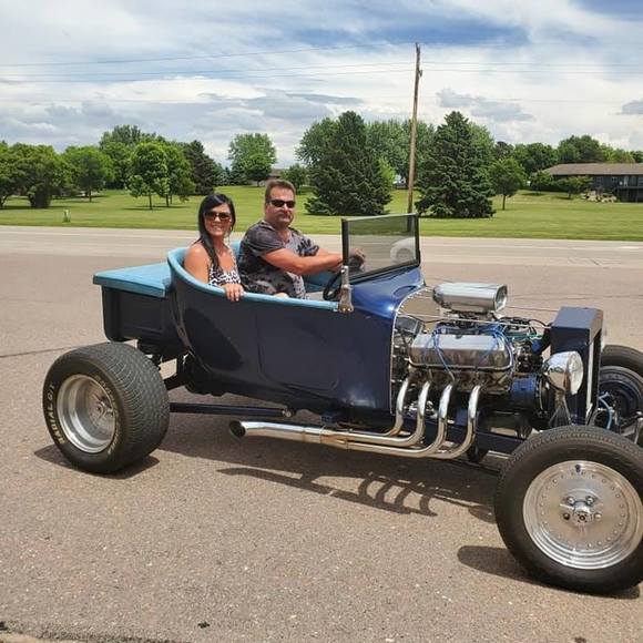 Profile Picture of Alisha Winkelmann (@mauigirl615) on Poshmark