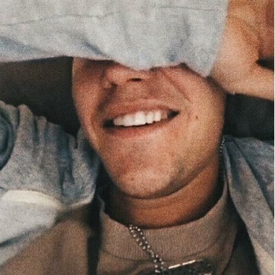 Profile Picture of Bieber (@awawawjustin) on Twitter