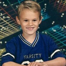 Profile Picture of Mitchell McCormick (@Mitchymabobbers) on Twitter