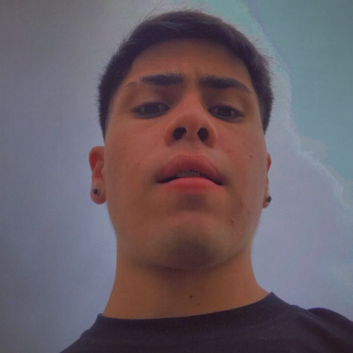 Profile Picture of ChrisBell (@_chris20) on Tiktok