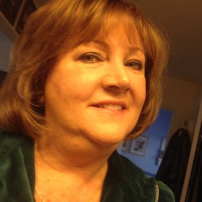 Profile Picture of maureen mapes (@MapesMaureen) on Twitter