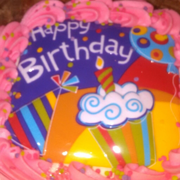 Profile Picture of Heather Acker (@hacker1) on Poshmark