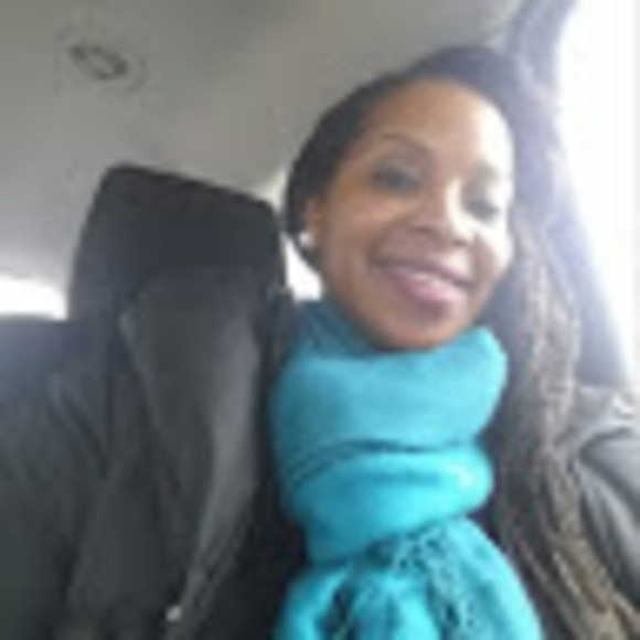 Profile Picture of Danielle Mclaurin (@dlg499) on Poshmark