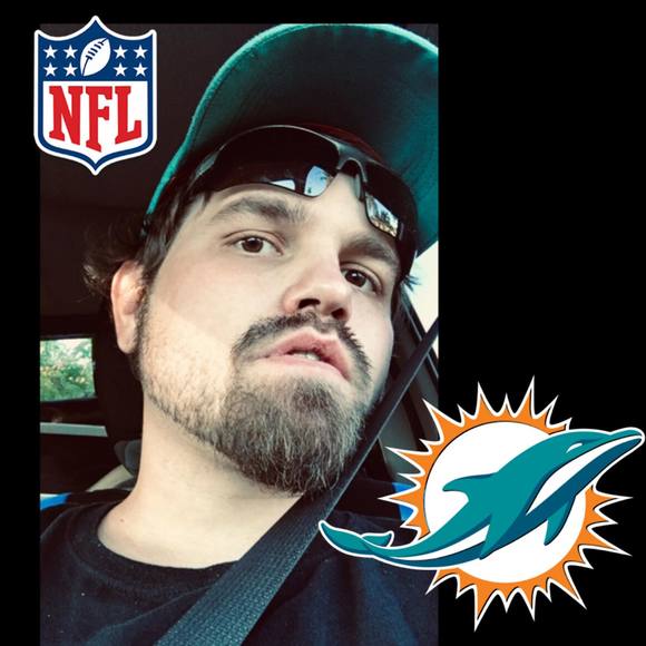 Profile Picture of Michael Socha (@finzfan3) on Poshmark