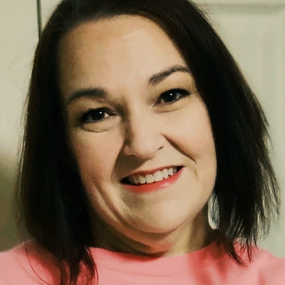 Profile Picture of Brandy Campbell (@brandychome) on Poshmark