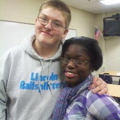 Profile Picture of Brett Avery Howard (@brettaveryhowar) on Twitter