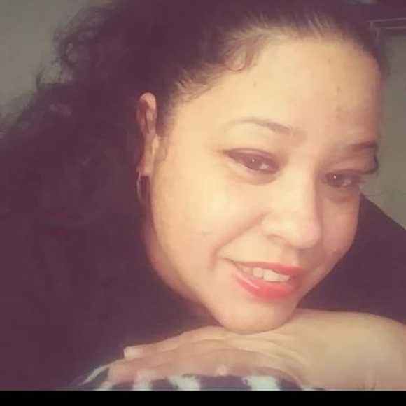 Profile Picture of Adria m Carratala (@a_carratala) on Poshmark