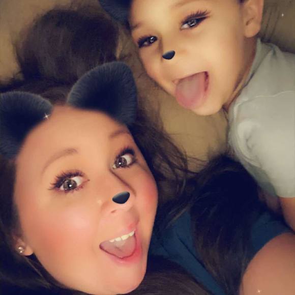 Profile Picture of Tracy Rahner (@tracertbuglet) on Poshmark