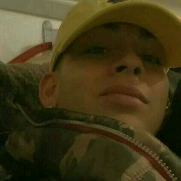 Profile Picture of Chris Corral (@breeze027) on Poshmark