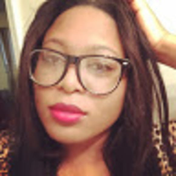 Profile Picture of Tai Osunsan (@taiosunsan) on Poshmark