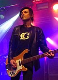 Profile Picture of Paul Gray (English musician)on Wikipedia