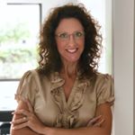 Profile Picture of Catherine Schaefer, Realtor® (@catherine.schaefer.realtor) on Instagram