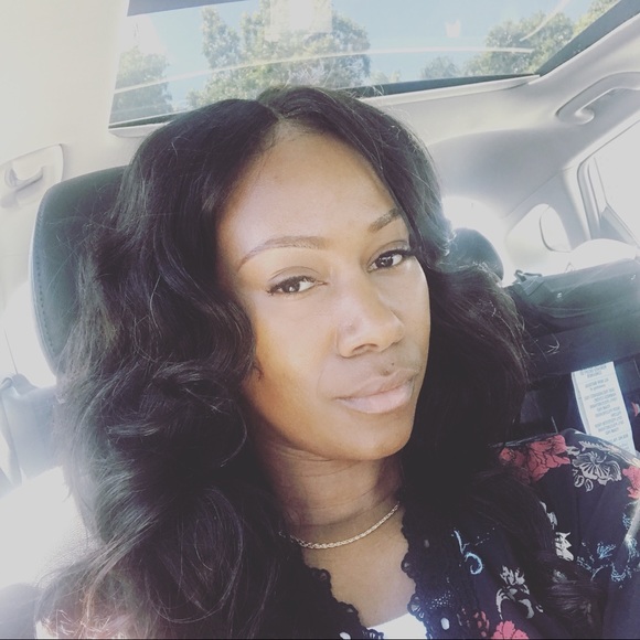 Profile Picture of Crystal Drew (@ocrystalo2003) on Poshmark