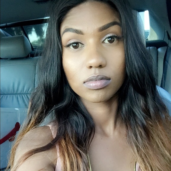 Profile Picture of Pauline Pablo (@paulinepab) on Poshmark