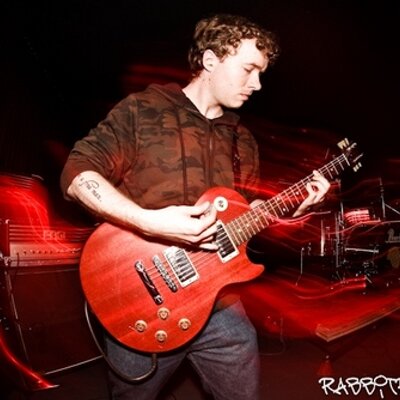 Profile Picture of Aaron Shumsky (@aaron_shumsky) on Twitter