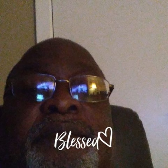 Profile Picture of Ernest Williams (@ernestwillia397) on Poshmark