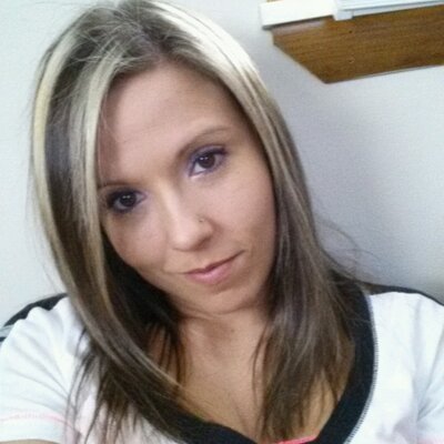 Profile Picture of Amanda Elston (@amandaelston80) on Twitter