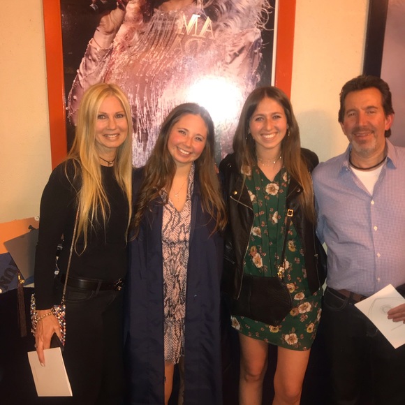 Profile Picture of Jill Stanski (@jillstanski) on Poshmark