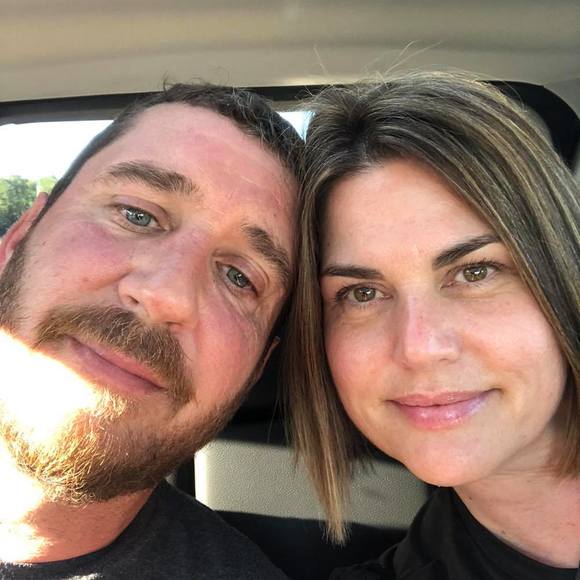 Profile Picture of Lisa Busby (@clbusby) on Poshmark