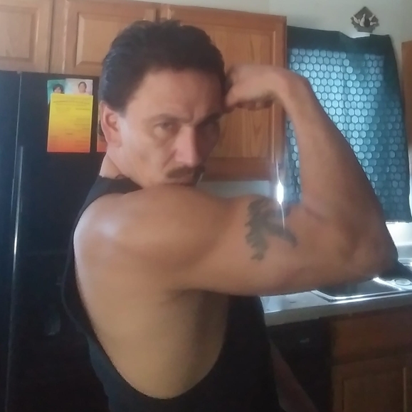 Profile Picture of Michaellegend Peacock (@mjfdllegend) on Poshmark