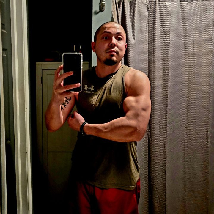 Profile Picture of Justin (@jluft1991) on Tiktok
