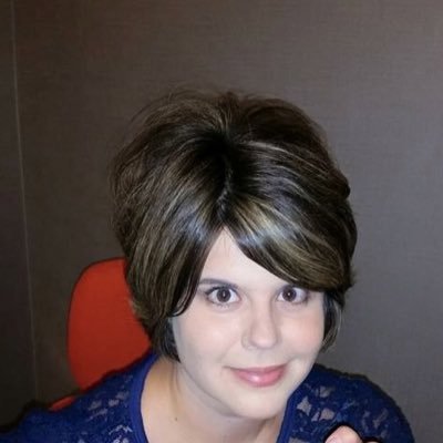 Profile Picture of Lisa (@lisa_steeg) on Twitter