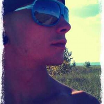 Profile Picture of Nicholas Quinones (@xoNicholas) on Twitter