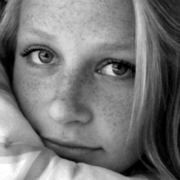 Profile Picture of Kemari Blumhardt (@kemarib) on Poshmark