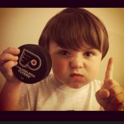 Profile Picture of Mike Winnick (@CrabCheI) on Twitter